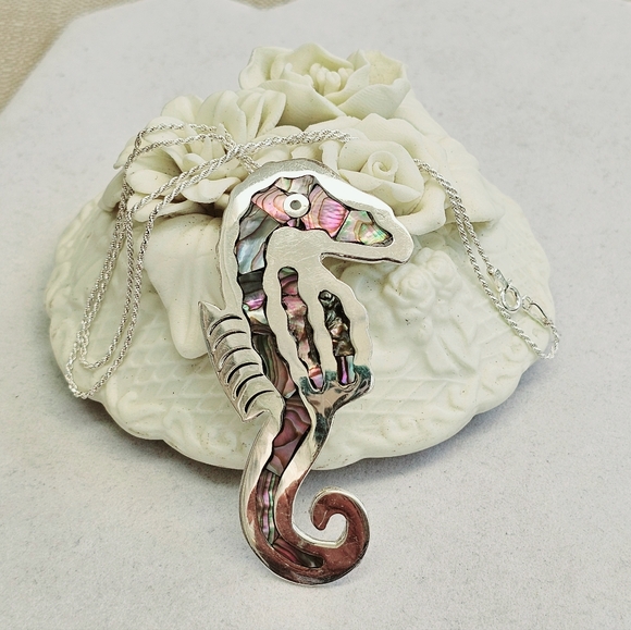 Alpaca Jewelry - 925 Alpaca Mexico Abalone Inlay Vintage Seahorse Pendant/Brooch Necklace